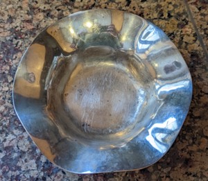 lot 148 image: Small Sterling Silver Dish