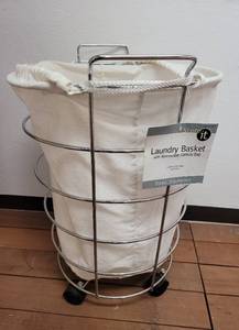 lot 200 image: Laundry Room Organizers