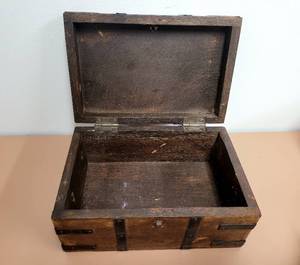 lot 206 image: Selection of Storage BoxesBaskets Plus