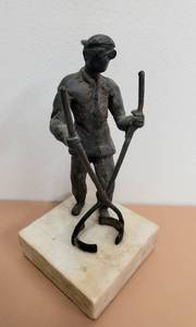 lot 207 image: Desirable PewterCast Iron Decorative Items