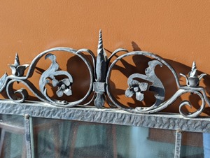 lot 162 image: Vintage Iron Wall Mirror