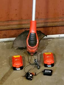 lot 175 image: Black & Decker Cordless Weed Trimmer