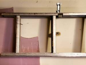 lot 180 image: 12ft Aluminum Extension Ladder