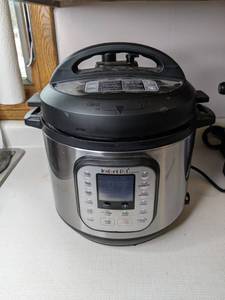 lot 46 image: Instant Pot Duo Nova Multi-use Pressure Cooker