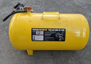 lot 19 image: Central Pneumatic 11-Gallon Portable Air Tank