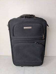 lot 99 image: Modena Black Carry-On Size Luggage