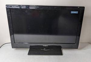 lot 74 image: Insignia TV on Swivel Stand 32