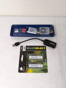lot 239 image: Computer Memory Cards and Other Components