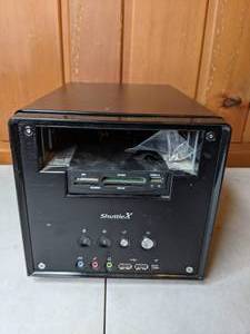 lot 132 image: Shuttle X Computer - No Hard Drive or CD Rom Drive