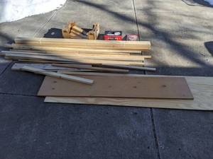 lot 309 image: Lumber Lot - 2x 2x 8, Dowels, Boards