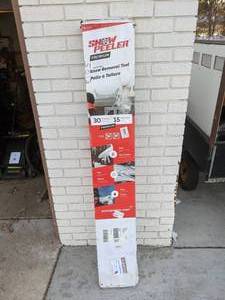 lot 342 image: Snow Peeler Premium Rooftop Snow Removal Tool