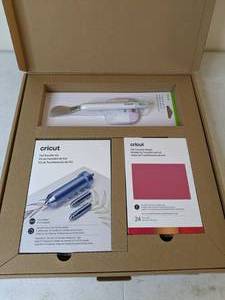 lot 262 image: New Cricut Tool Accessories