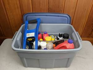 lot 338 image: Lot of Home and Garage Chemicals - Ortho Hornet & Wasp, Compressed Air Duster, Rust-Oleum Spray Paint, Gutter Sealant, Panel Carrier, and more