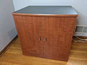 lot 361 image: Wooden Printer Stand with Cabinet Storage Beneath