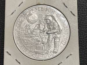 lot 14 image: Apollo XI Token