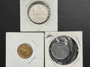 lot 48 image: Look Savings and 2 Indian Head Tokens
