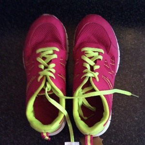 Tennis Shoes, Pink Size 9