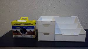 5 Rubber castor wheels, Plastic nail polish holder