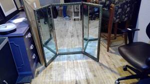 Folding Mirror