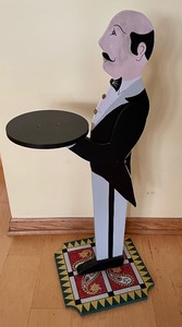 lot 14 image: Welcoming Wooden Butler