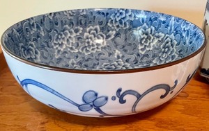 lot 60 image: Blue and White Kitchen Goodies including Delft