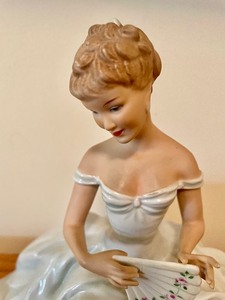 lot 72 image: Lovely Waldorf Lady Figurine