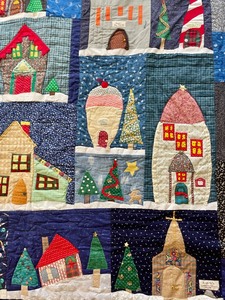 lot 84 image: Holiday Quilt