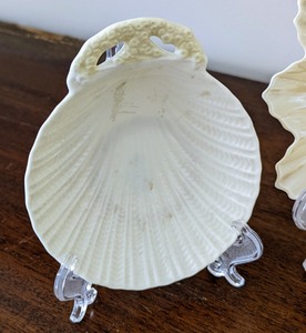 lot 111 image: Assorted Belleek Dishes
