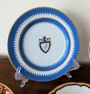 lot 113 image: Decorative Vintage Dishes