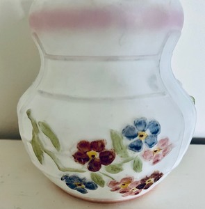 lot 163 image: Vintage Light Fixture Cover