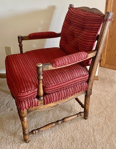 lot 177 image: Vintage Upholstered Chair