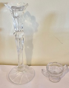 lot 215 image: Clear Glass Grouping