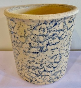 lot 262 image: Variety of Vintage Vases