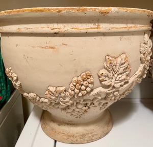 lot 270 image: Planters
