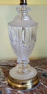 lot 135 image: Vintage Table Lamp