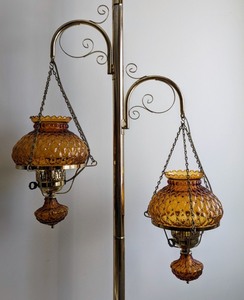lot 139 image: Vintage Pole Lamp