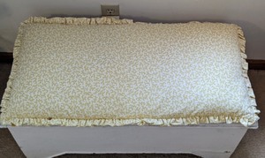 lot 145 image: Vintage Storage Bench