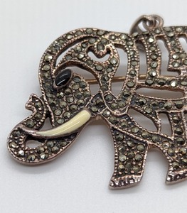 lot 290 image: Marcasite Sterling Elephant PendantBrooch