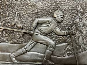 lot 48 image: 1981 2D Metal Ski Art