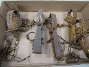 lot 42 image: Victor Traps