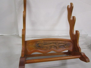 lot 66 image: Pressed Dragon Stand