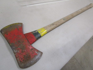 lot 75 image: US Forest Service Axe