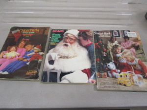 lot 76 image: Christmas Wish Books