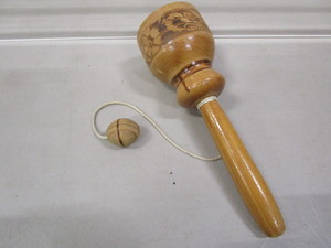 lot 78 image: Catchball Hand Game