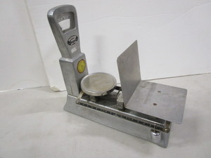 lot 109 image: Exact Weight Over Under Scale