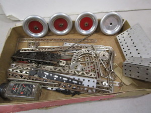 lot 113 image: Erector Set Components