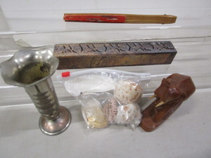 lot 118 image: Oriental Themed