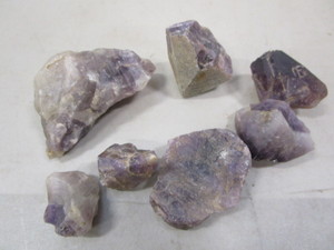lot 124 image: Amethyst Crystals