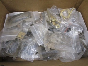 lot 150 image: Hardware Packages