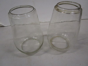 lot 183 image: Lantern Globes